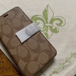 Coach 💯 Genuine iPhone Xr Wallet-Style Folio Case